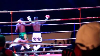 Joseph Agbeko vs. Frank Kiwalabye 083.jpg