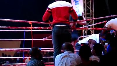 Joseph Agbeko vs. Frank Kiwalabye 097.jpg