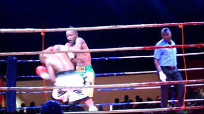 Joseph Agbeko vs. Frank Kiwalabye 110.jpg