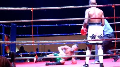 Joseph Agbeko vs. Frank Kiwalabye 113.jpg