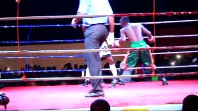Joseph Agbeko vs. Frank Kiwalabye 114.jpg