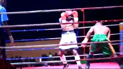 Joseph Agbeko vs. Frank Kiwalabye 133.jpg