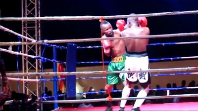 Joseph Agbeko vs. Frank Kiwalabye 141.jpg