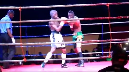 Joseph Agbeko vs. Frank Kiwalabye 148.jpg
