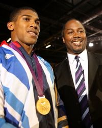 File:Joshua & Lewis 150212673.jpg