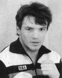 Josipovicanton.jpg