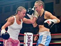 File:Juliette Winter vs. Cathy Brown (2nd meeting).jpg