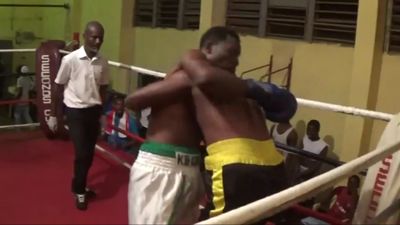 Kabiru Towolawi vs. Mike Kwakuvi 026.jpg