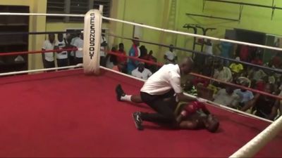 Kabiru Towolawi vs. Mike Kwakuvi 055.jpg
