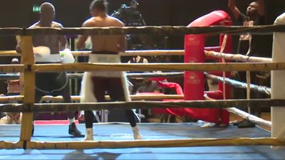 King Davidson vs. Ishmael Tetteh 023.jpg