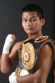 Kratingdaenggym.poonsawat.jpg