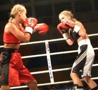 File:Krisztina Belinszky vs. Juliane Quaassdorff.jpg
