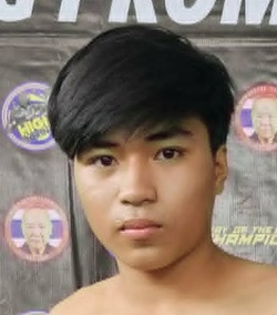 KritkanchaiInhatkruatPIC.jpg