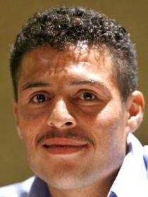 Larios.jpg
