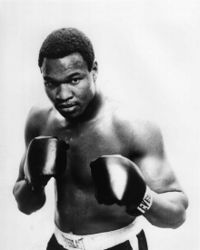 File:Larryholmes.JPG