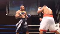 File:Laudelino Jose Barros vs. Edson Cesar Antonio (06).jpg