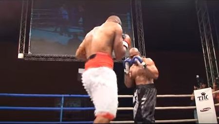 Laudelino Jose Barros vs. Edson Cesar Antonio (07).jpg