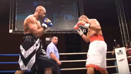 Laudelino Jose Barros vs. Edson Cesar Antonio (09).jpg