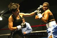 File:Laura Serrano vs. Tracy Byrd.jpg