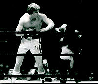 File:Left hook at the Spectrum, Phila.jpg