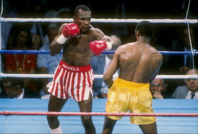 Leonard-Hearns II 1788992.jpg