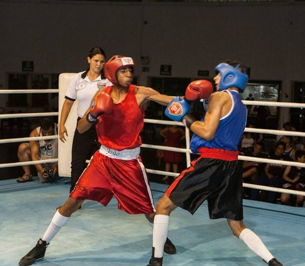 Leonardo Santos vs. Joao Vieira.jpg