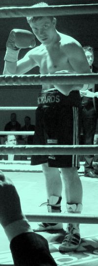 File:Liam Richards posing for me.JPG