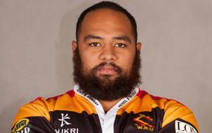 Loni Uhila.jpeg