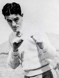 File:LouisLaMoore.jpg