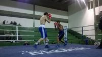 File:Lucas de Abreu vs. Paulo Henrique Santos (02).jpg