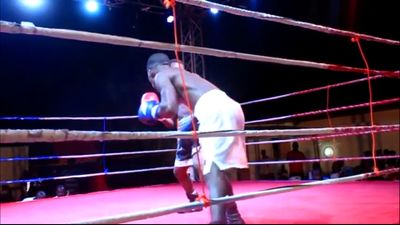 Manyo Plange vs. Billy Quaye 024.jpg