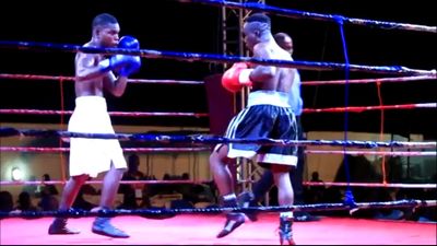 Manyo Plange vs. Billy Quaye 042.jpg