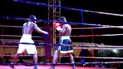 Manyo Plange vs. Billy Quaye 047.jpg
