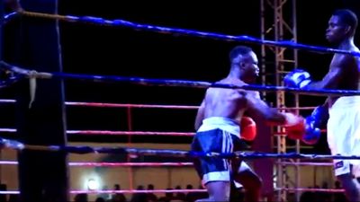 Manyo Plange vs. Billy Quaye 050.jpg