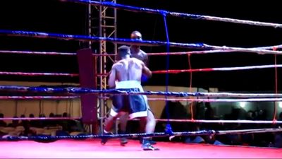 Manyo Plange vs. Billy Quaye 052.jpg