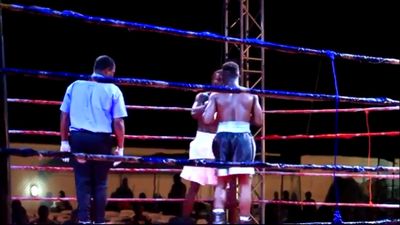 Manyo Plange vs. Billy Quaye 059.jpg