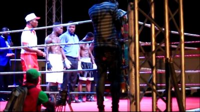 Manyo Plange vs. Billy Quaye 066.jpg