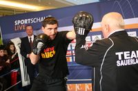 File:Marco Huck on pads with Ulli Wegner.jpg