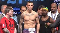 File:Martin Murray weigh in for Martinez.JPG