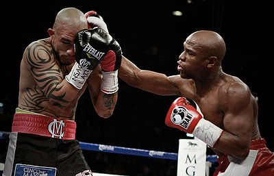 Mayweather-Cotto-2012.jpg