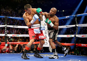 Mayweather-Maidana II 455403316.jpg
