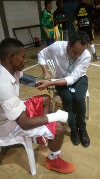 File:Medical Exam - 805049 Wiliton dos Santos (02).jpg
