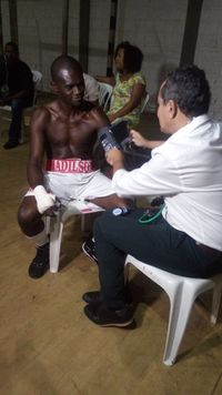 File:Medical Exam - 805056 Adilson Santos Silva (02).jpg