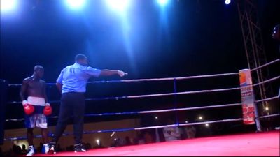 Michael Pappoe vs. Moses Dodzi 008.jpg