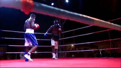 Michael Pappoe vs. Moses Dodzi 017.jpg