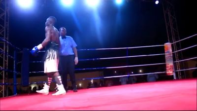 Michael Pappoe vs. Moses Dodzi 028.jpg
