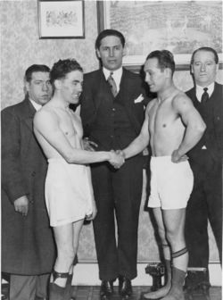 Midget Wolgast Jackie Brown 1933.jpeg