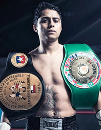 File:Miguel cinturones.jpg