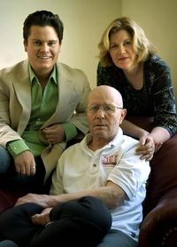 File:MillslaneFAMILY.jpg