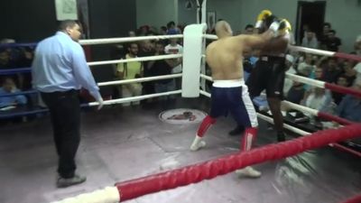 Mourad Omar vs. Ayman Farouk Abbas 011.jpg